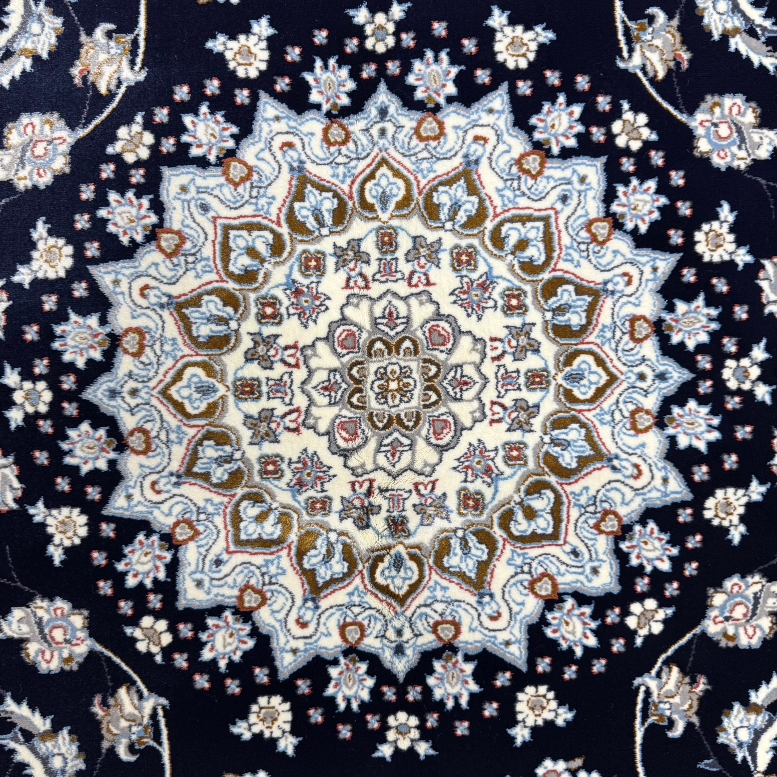 230cm x 160cm Floral Persian Design Machine Made Rug