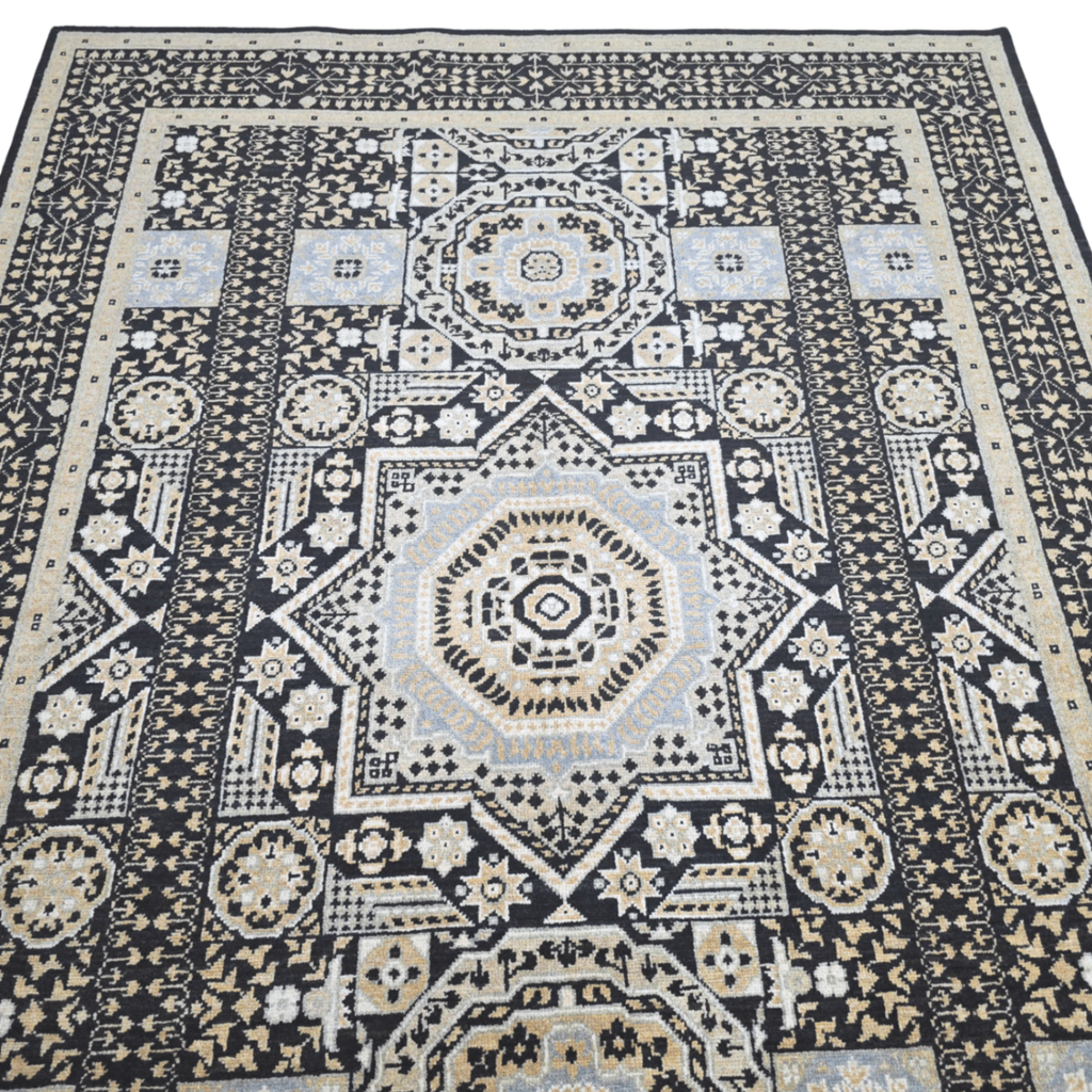 240 x 175 cm Hand-Knotted Chobi Mamluk Wool Rug