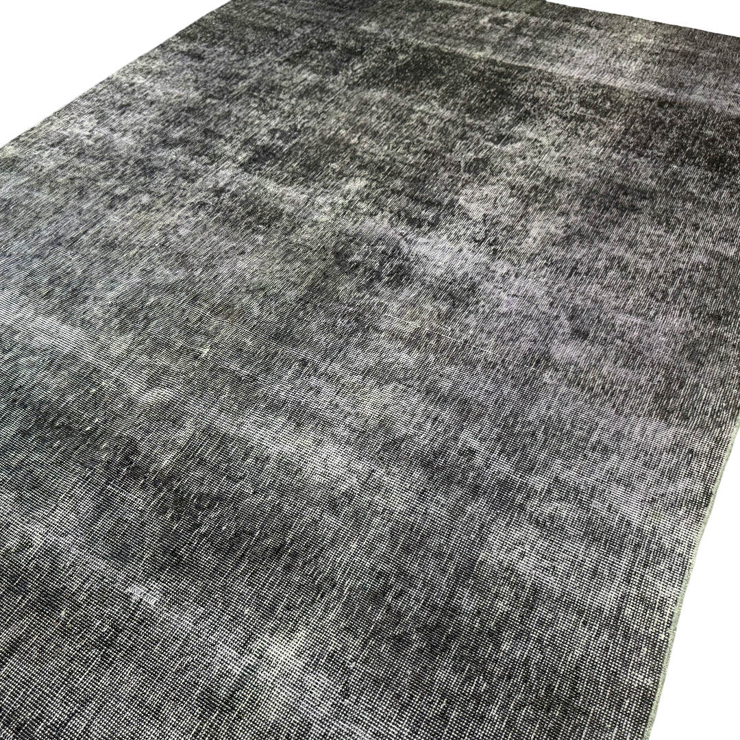 275 x 181 cm Hand-Knotted Ultra Vintage Wool Rug