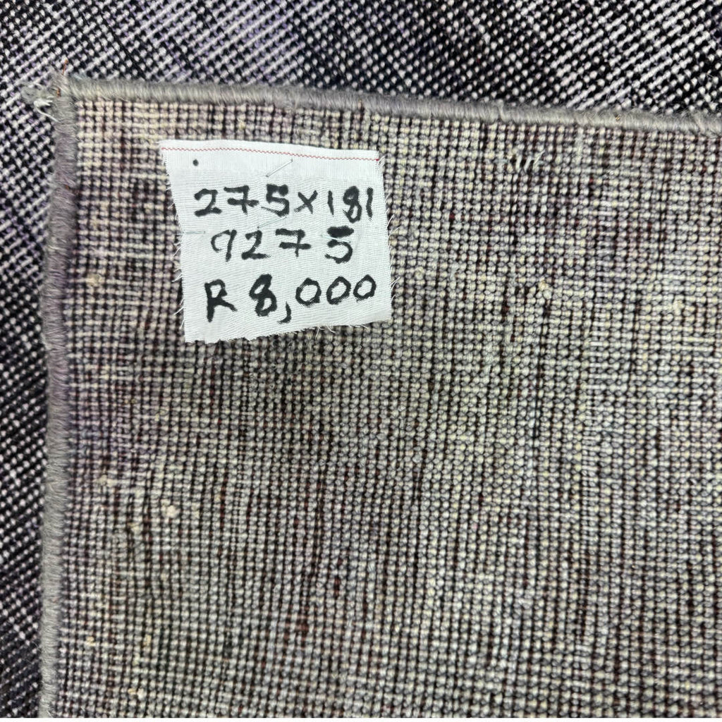 275 x 181 cm Hand-Knotted Ultra Vintage Wool Rug