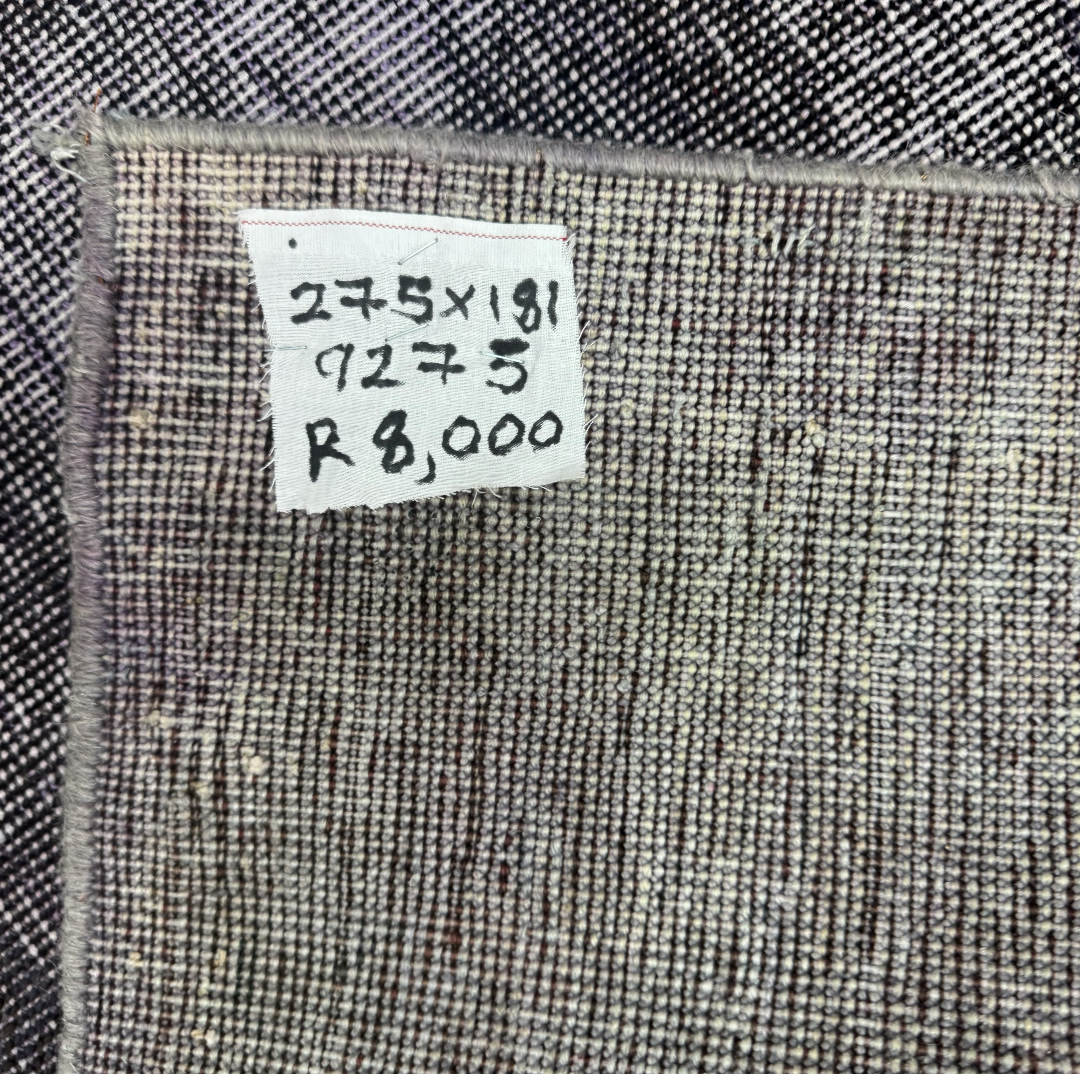 275 x 181 cm Hand-Knotted Ultra Vintage Wool Rug
