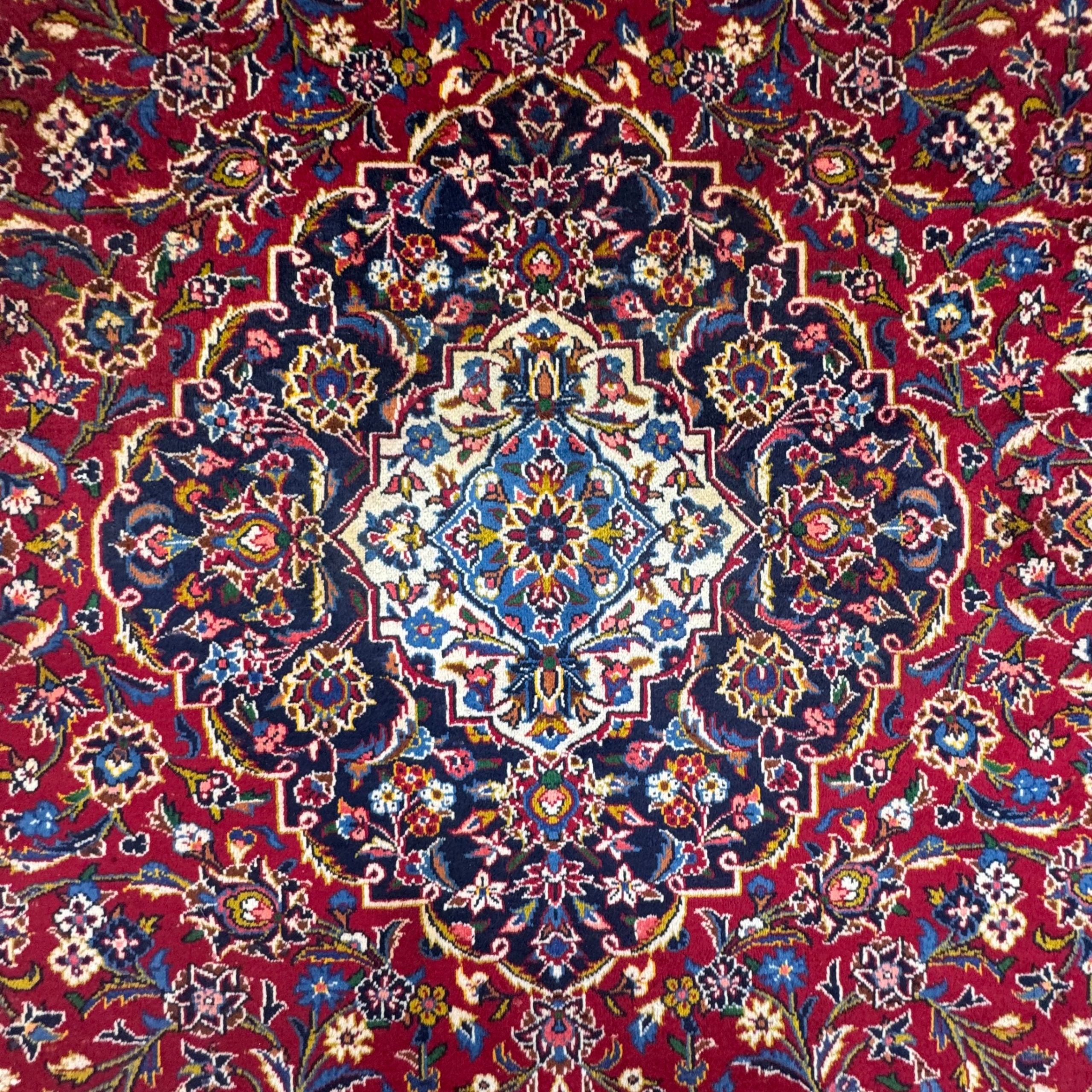 383 x 295 cm Hand-Knotted Large Persian Kashan Rug