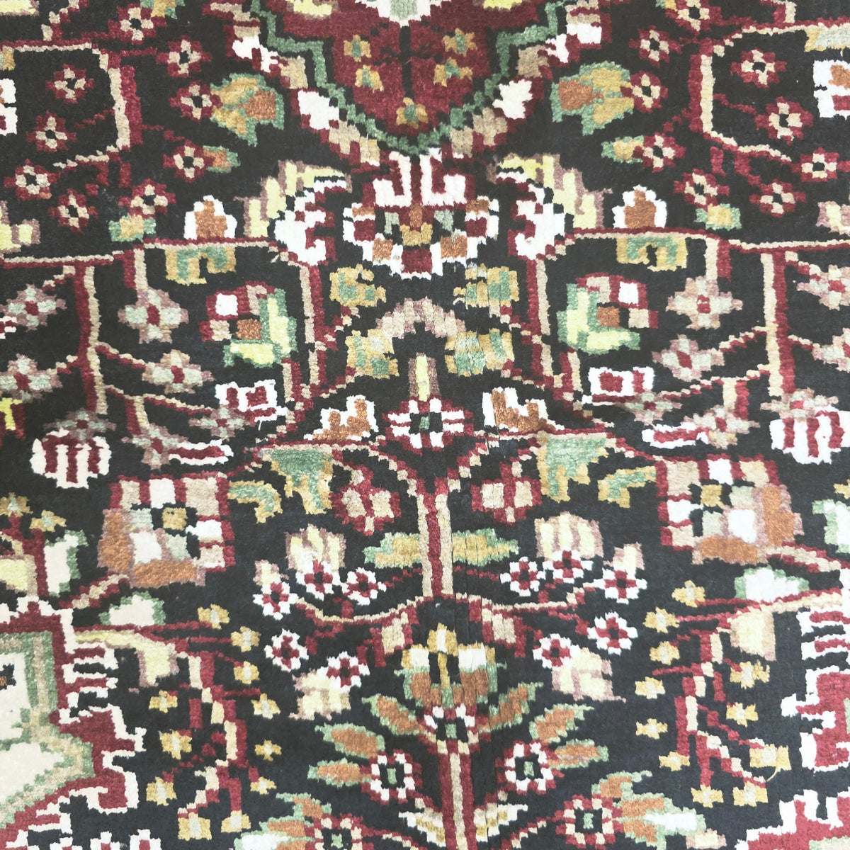 225 x 150 cm Hand Knotted Indian Silk Jaipur Oriental Rug