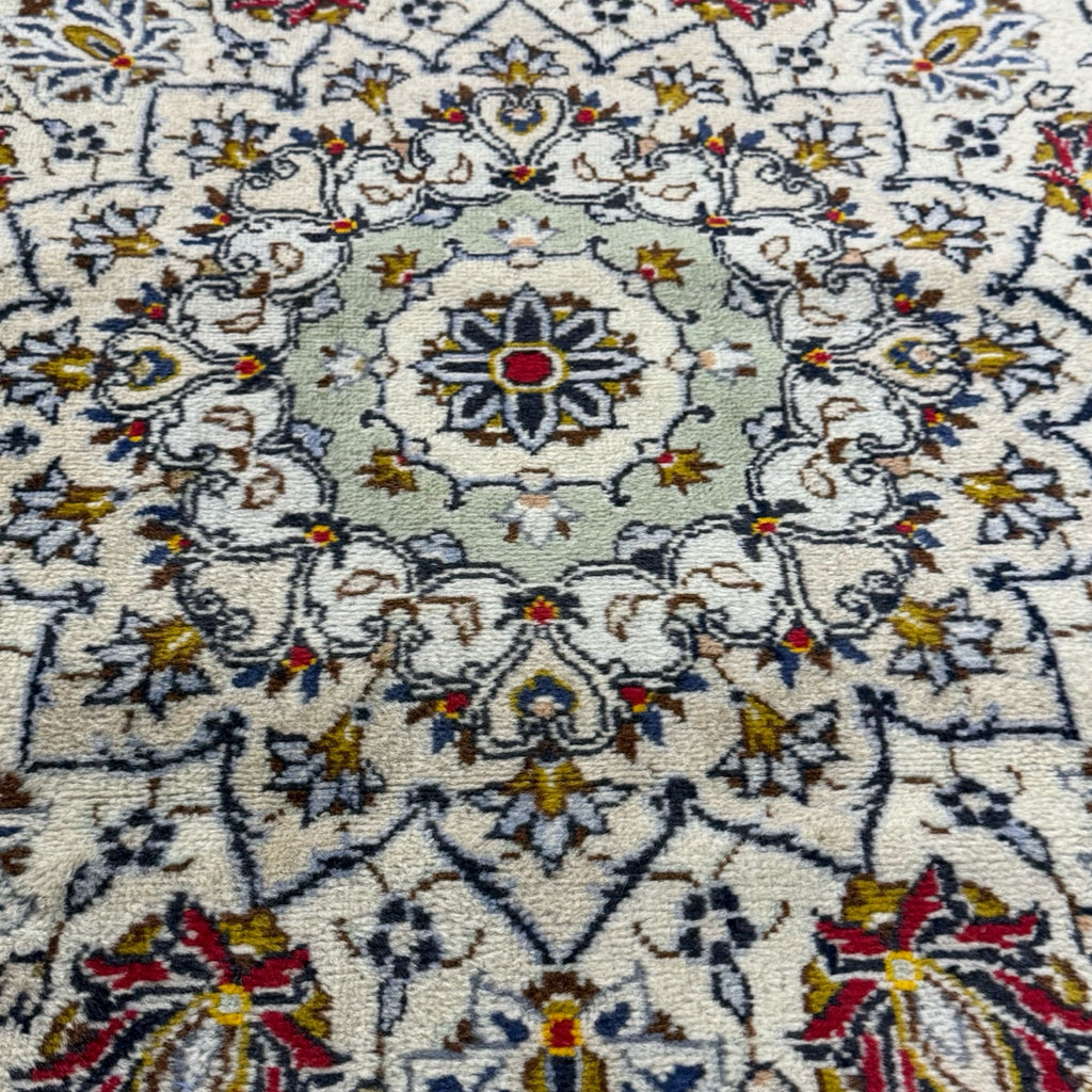 343 x 243 cm Hand Knotted Ivory Kashan Persian Rug