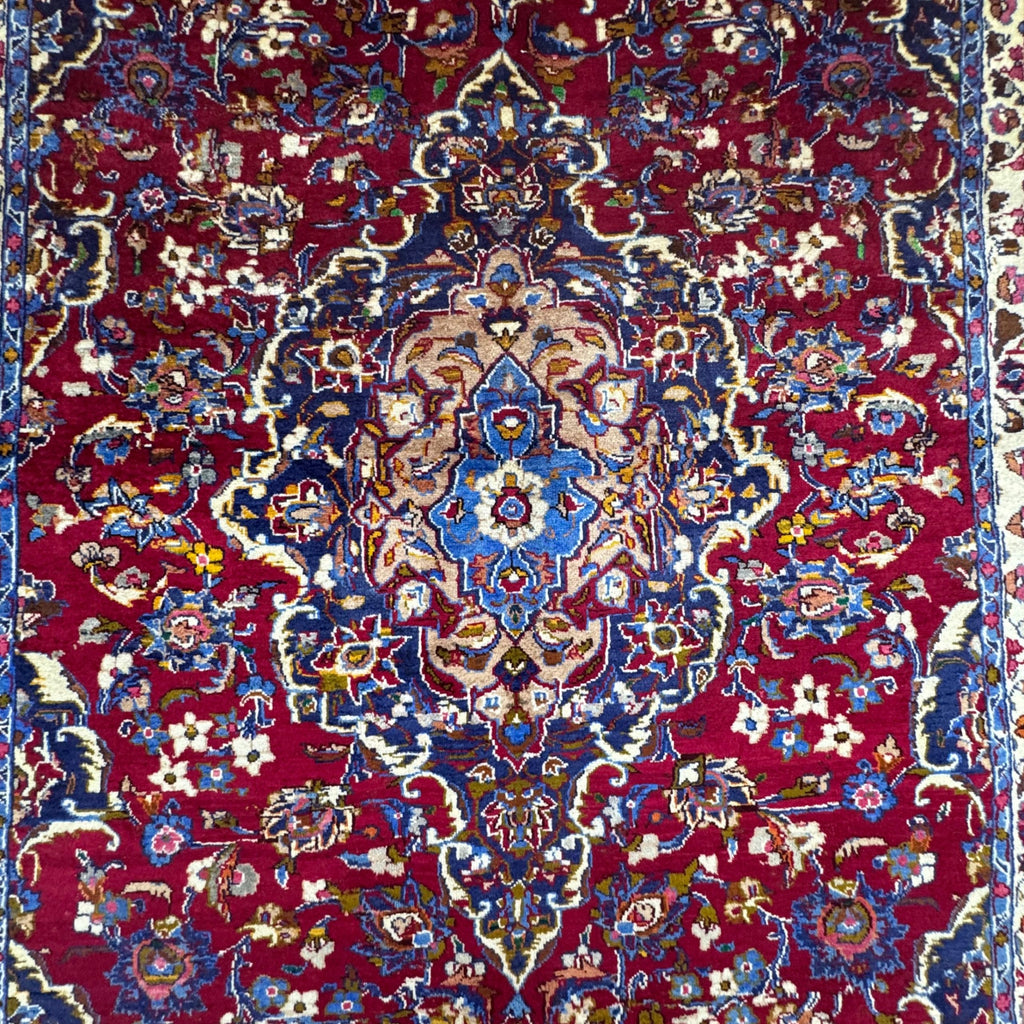 282 x 194 cm Hand-Knotted Persian Kashan Rug