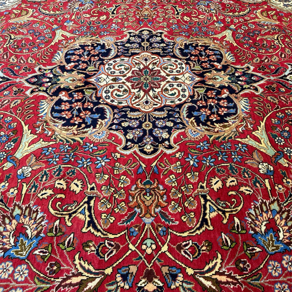 390 x 300 cm Hand Knotted Floral Persian Tabriz Rug