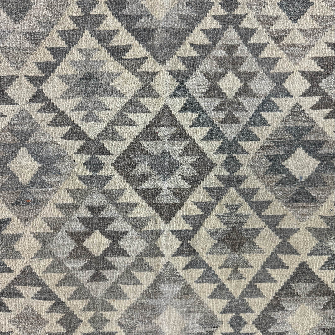 206 × 143 cm Hand-Woven Afghan Kilim Rug – Wool Flatweave