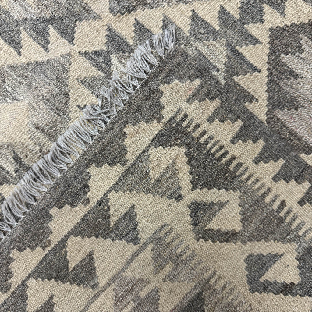 206 × 143 cm Hand-Woven Afghan Kilim Rug – Wool Flatweave