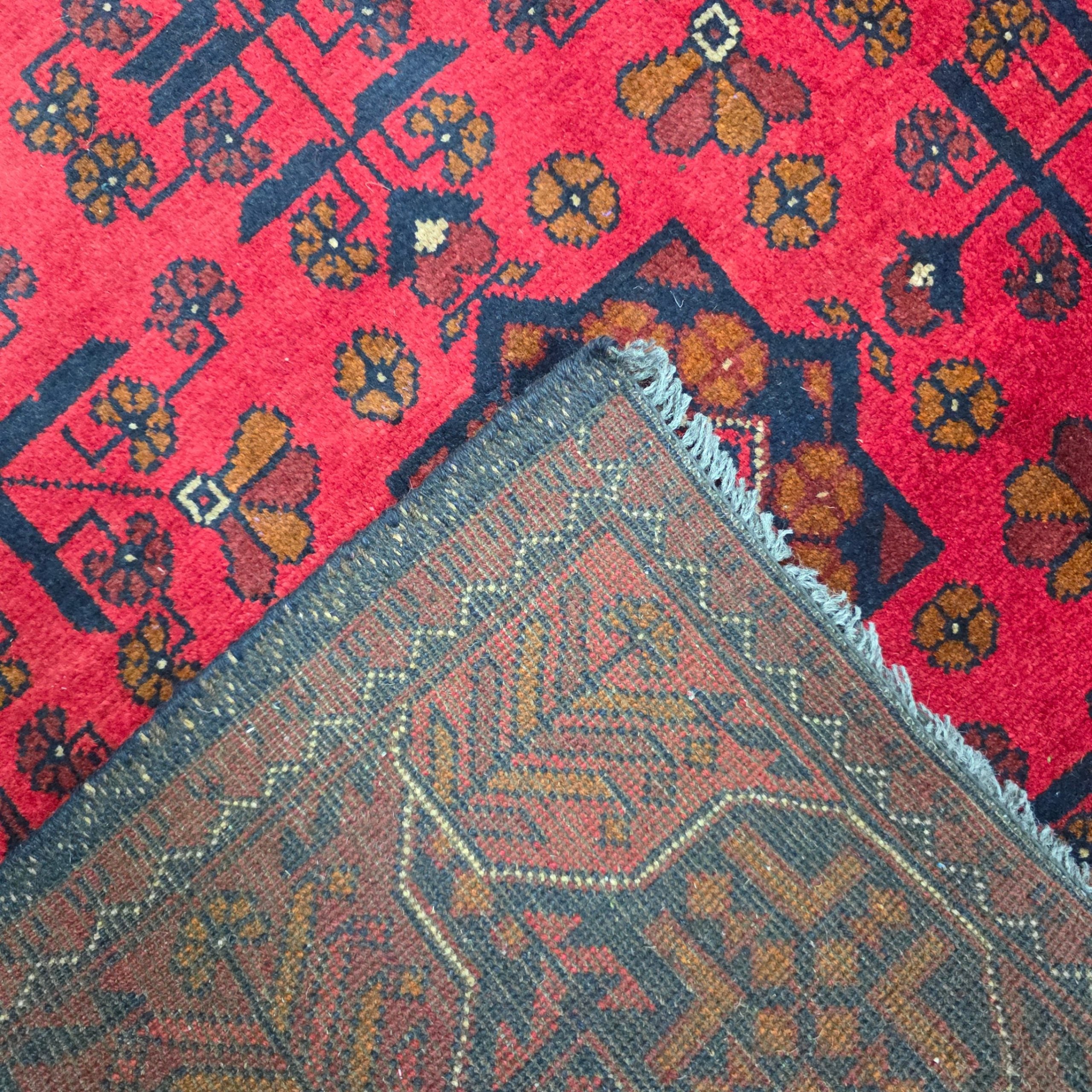 200 x 159 cm Hand-Knotted Turkmen Wool Rug