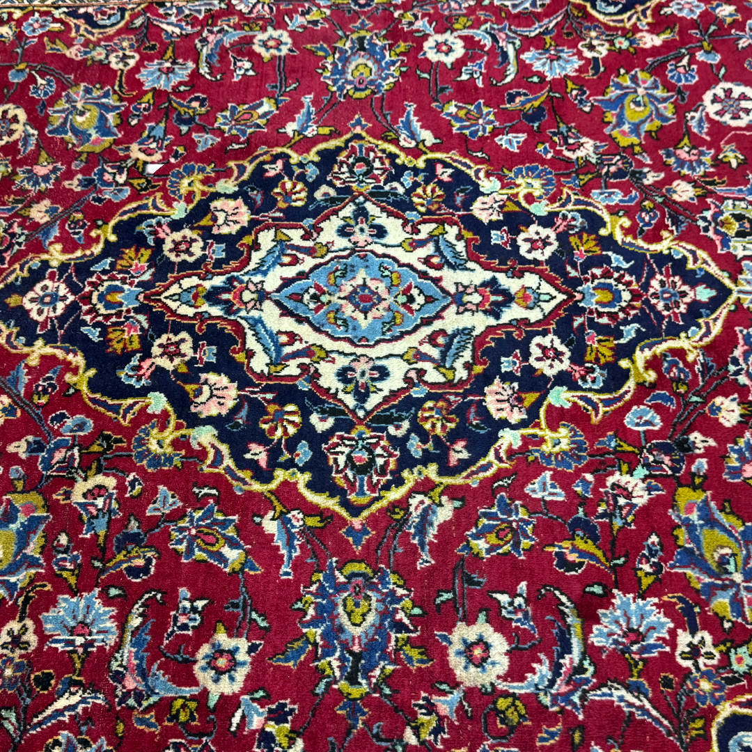 297 × 199 cm hand-knotted Persian Mashad Rug