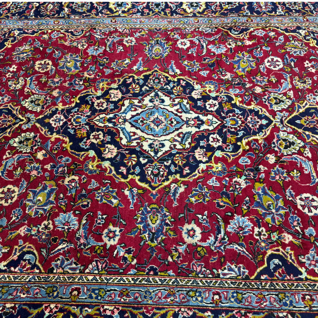297 × 199 cm hand-knotted Persian Mashad Rug