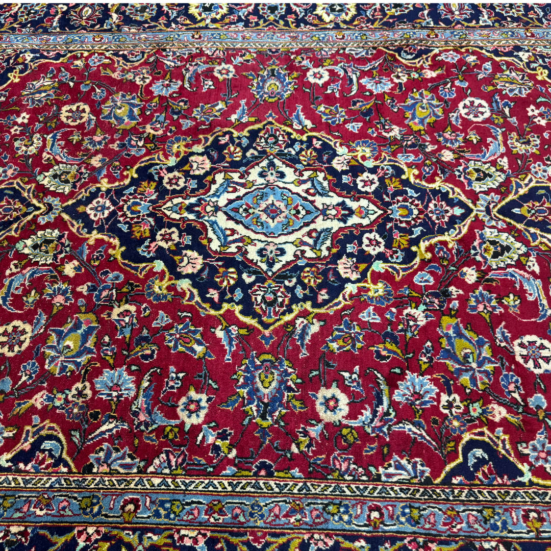 297 × 199 cm hand-knotted Persian Mashad Rug
