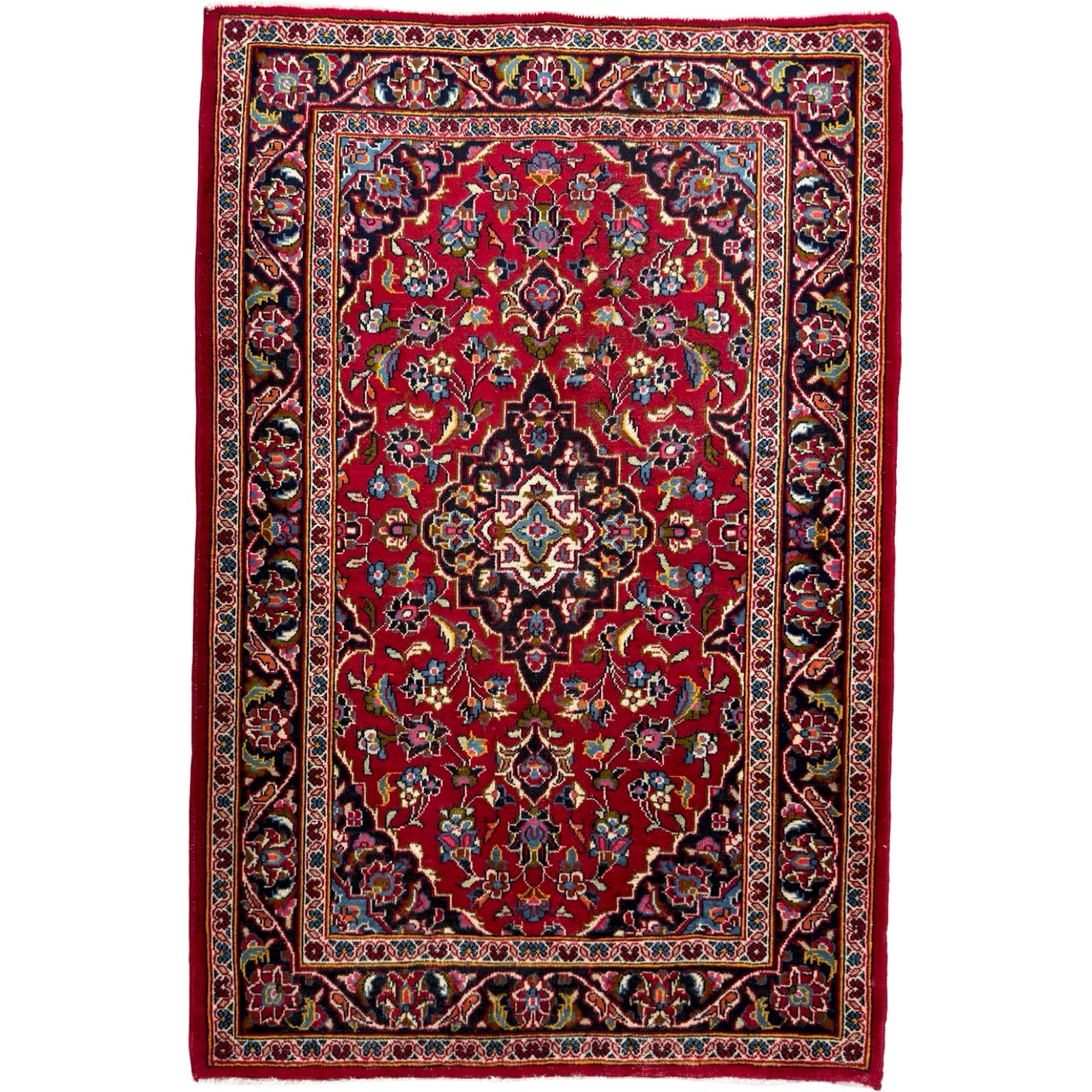 156 x 104 cm Hand-Knotted Persian Kashan Wool Rug