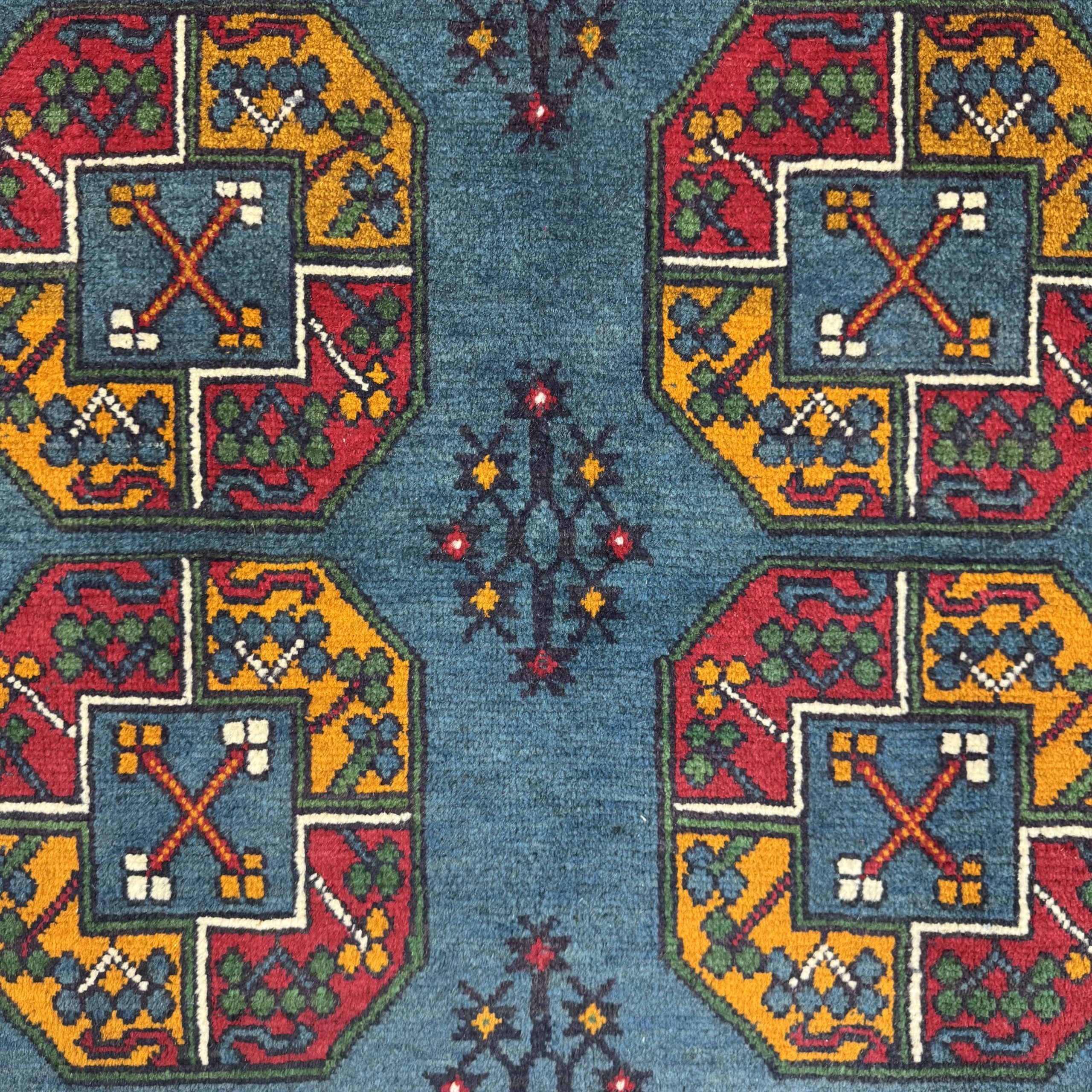201 x 150 cm Hand-Knotted Afghan Akche Rug