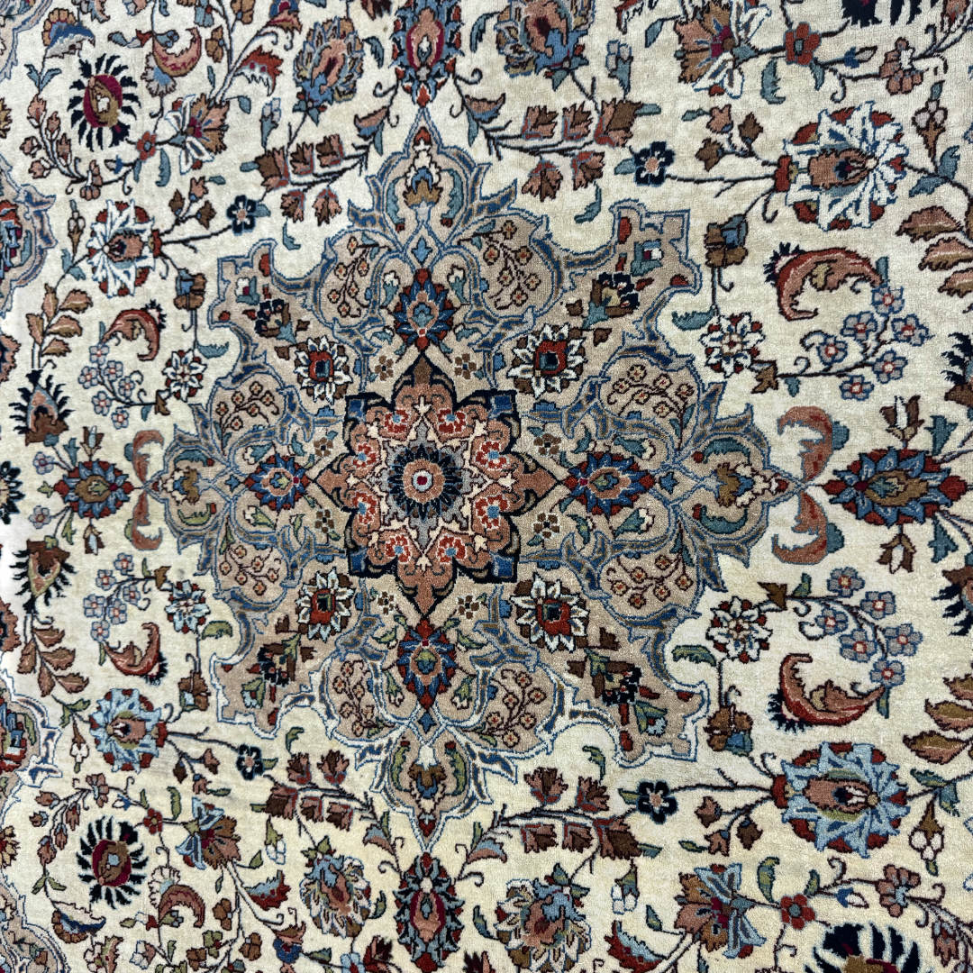 300 x 200 cm Hand-Knotted Persian Nain Medallion – Wool Rug
