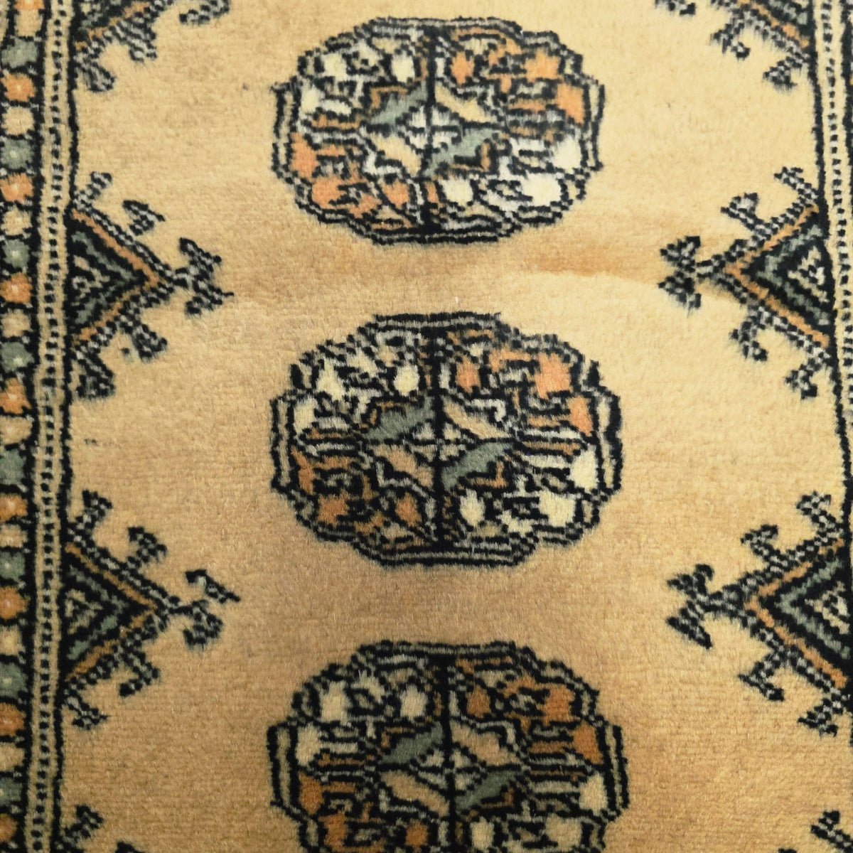 297 x 79 cm Hand Knotted Beige Karachi Bokhara Runner – Wool Rug