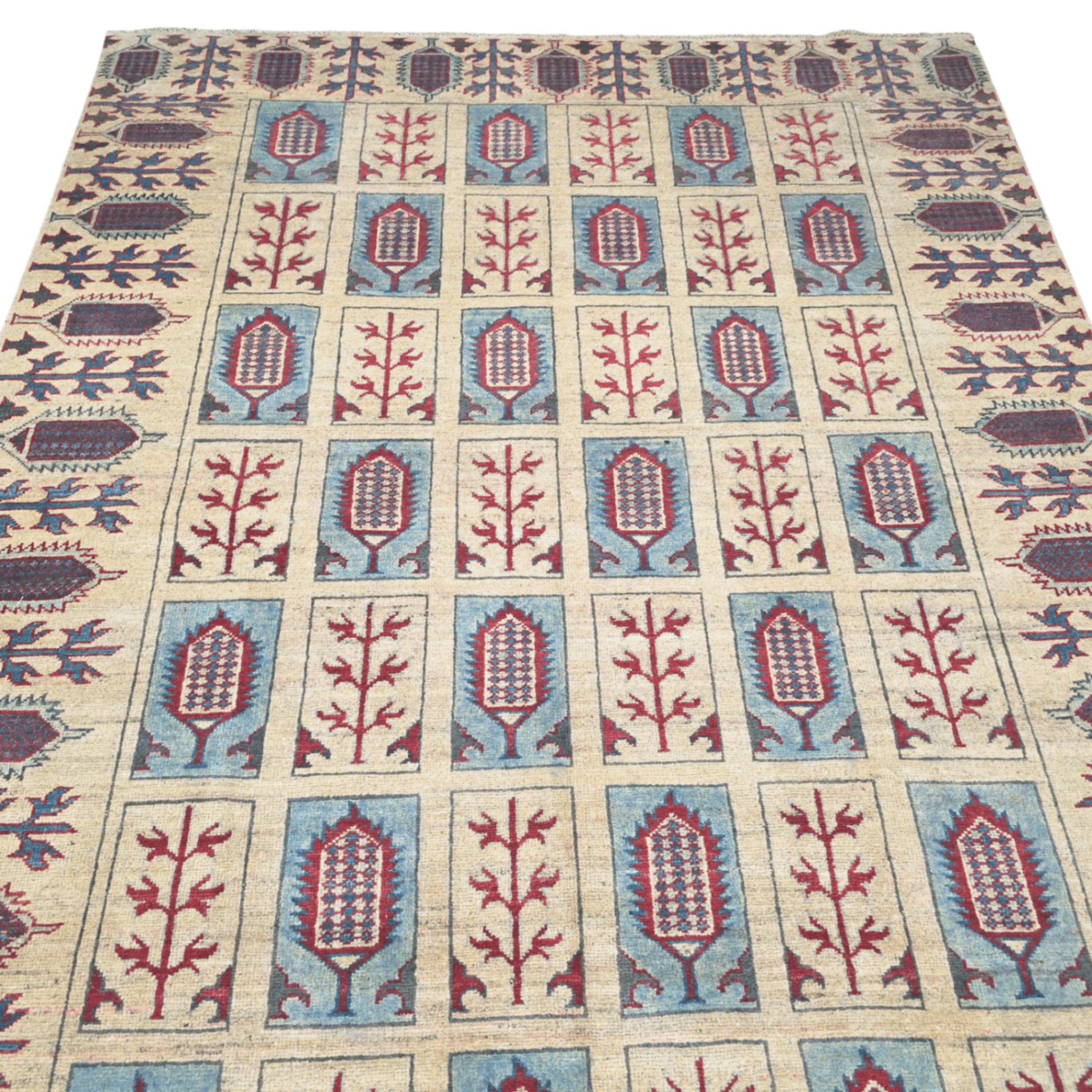244 x 180 cm Handmade Bakhtiari Chobi Wool Rug