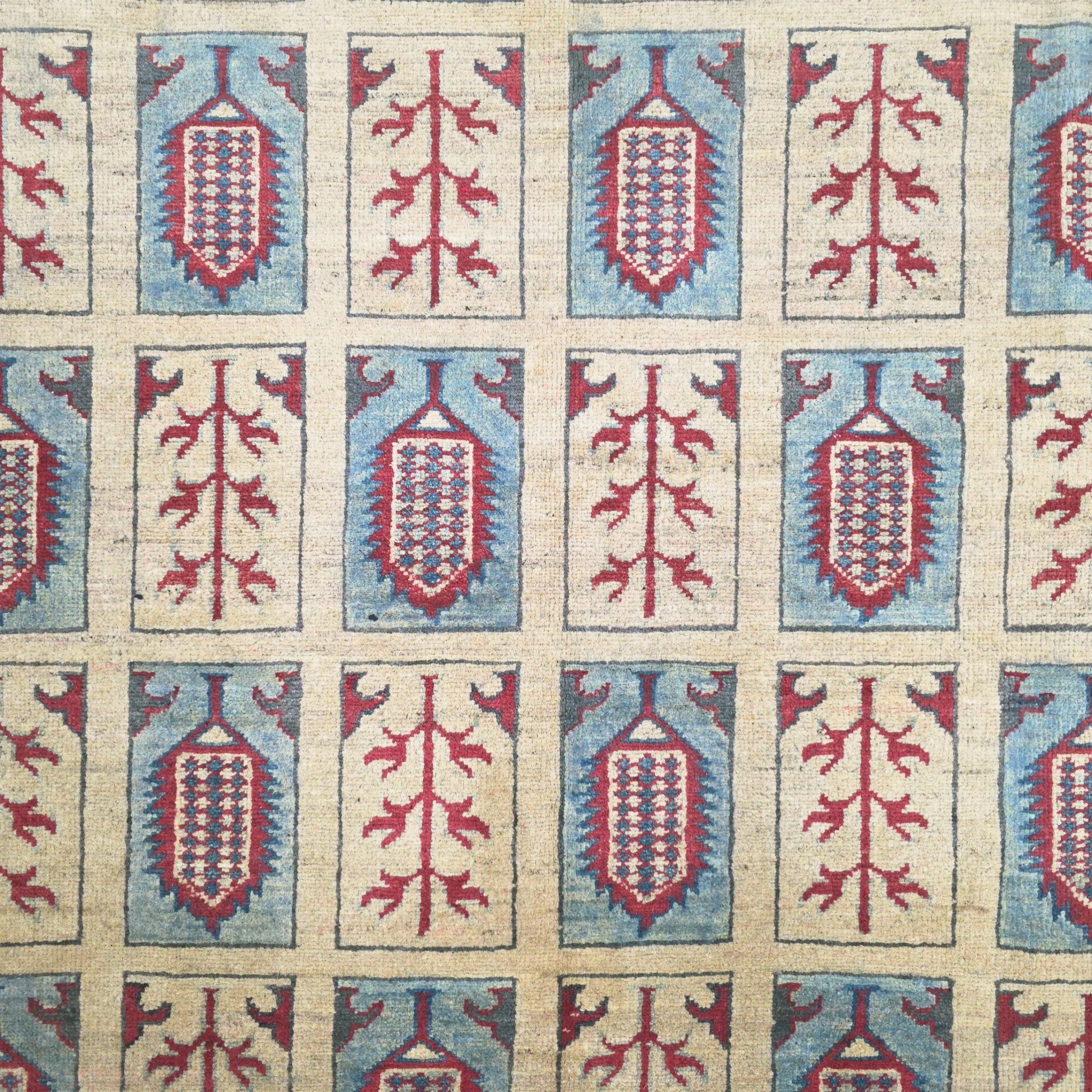 244 x 180 cm Handmade Bakhtiari Chobi Wool Rug