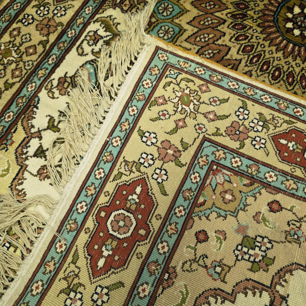 130 x 75 cm Hand Knotted Indian Silk Jaipur Oriental Rug