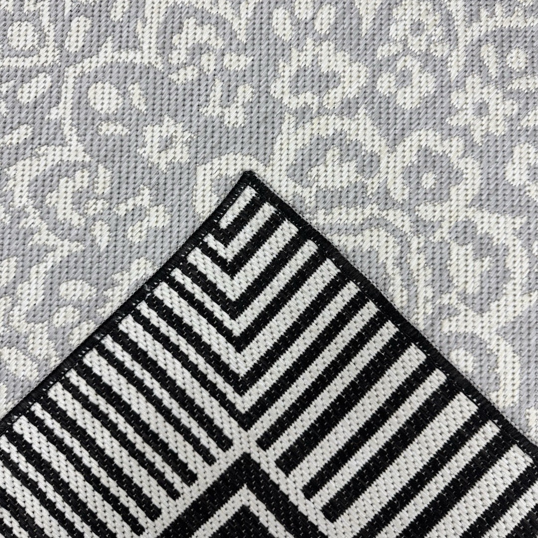220 x 160 cm Black/Grey Reversible Indoor/Outdoor Rug