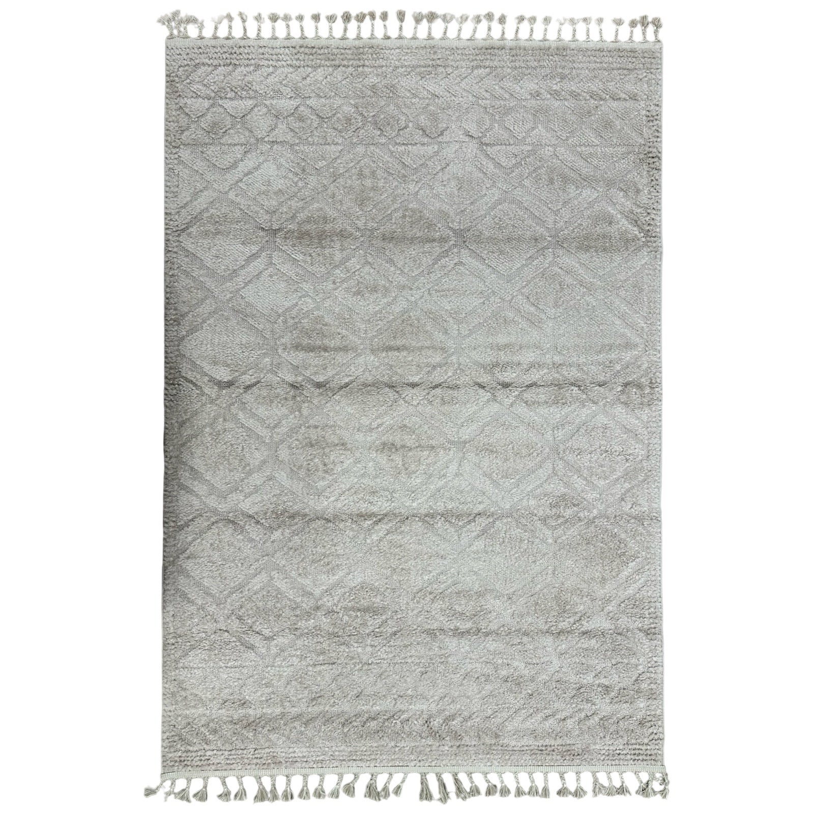 230 x 160 cm Turkish Machine Made Rug