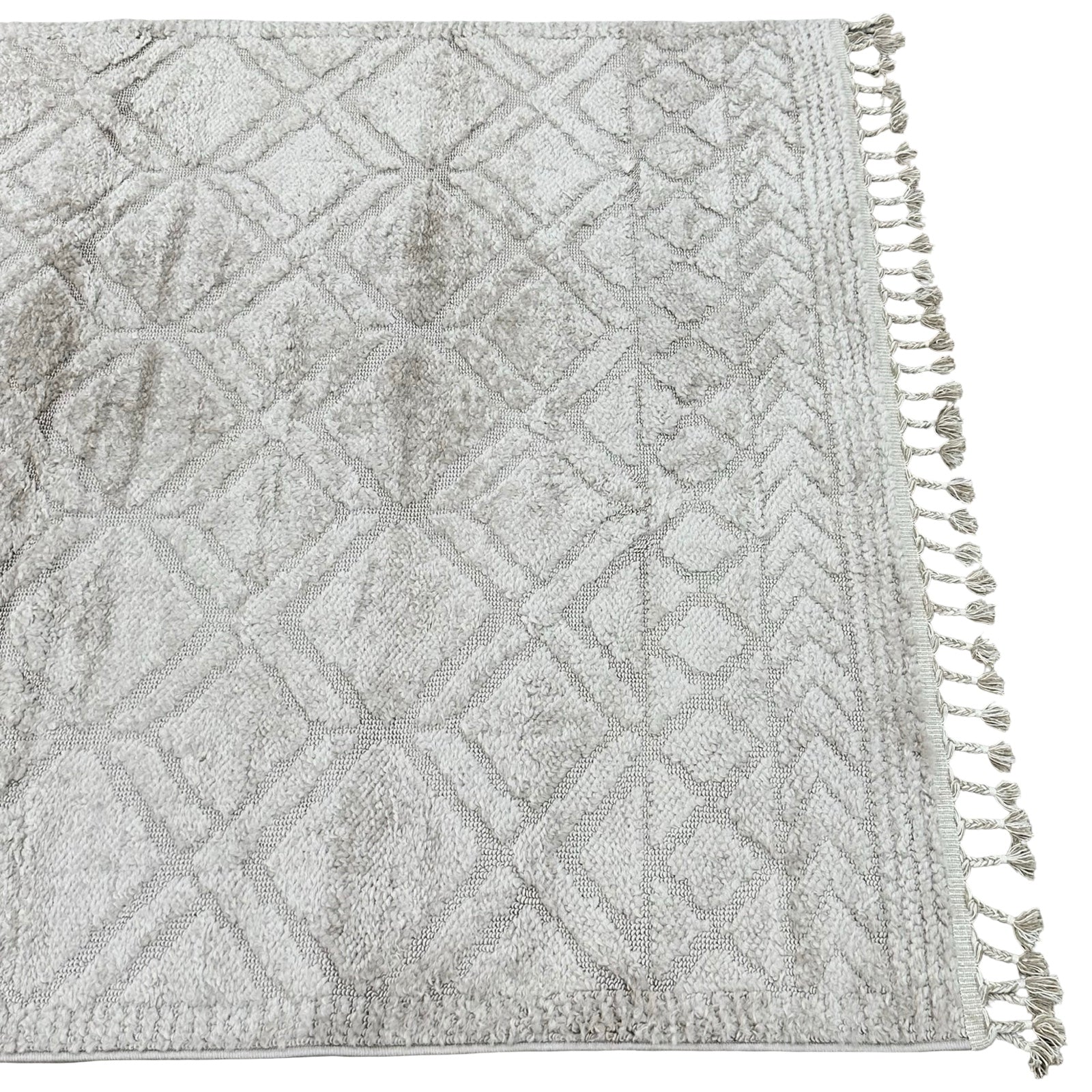 230 x 160 cm Turkish Machine Made Rug