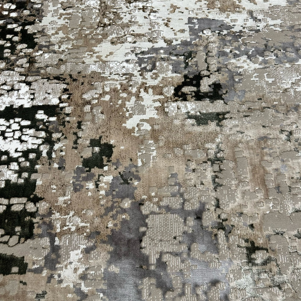 230 x 160 cm Vintage Persian-Inspired Floral Rug