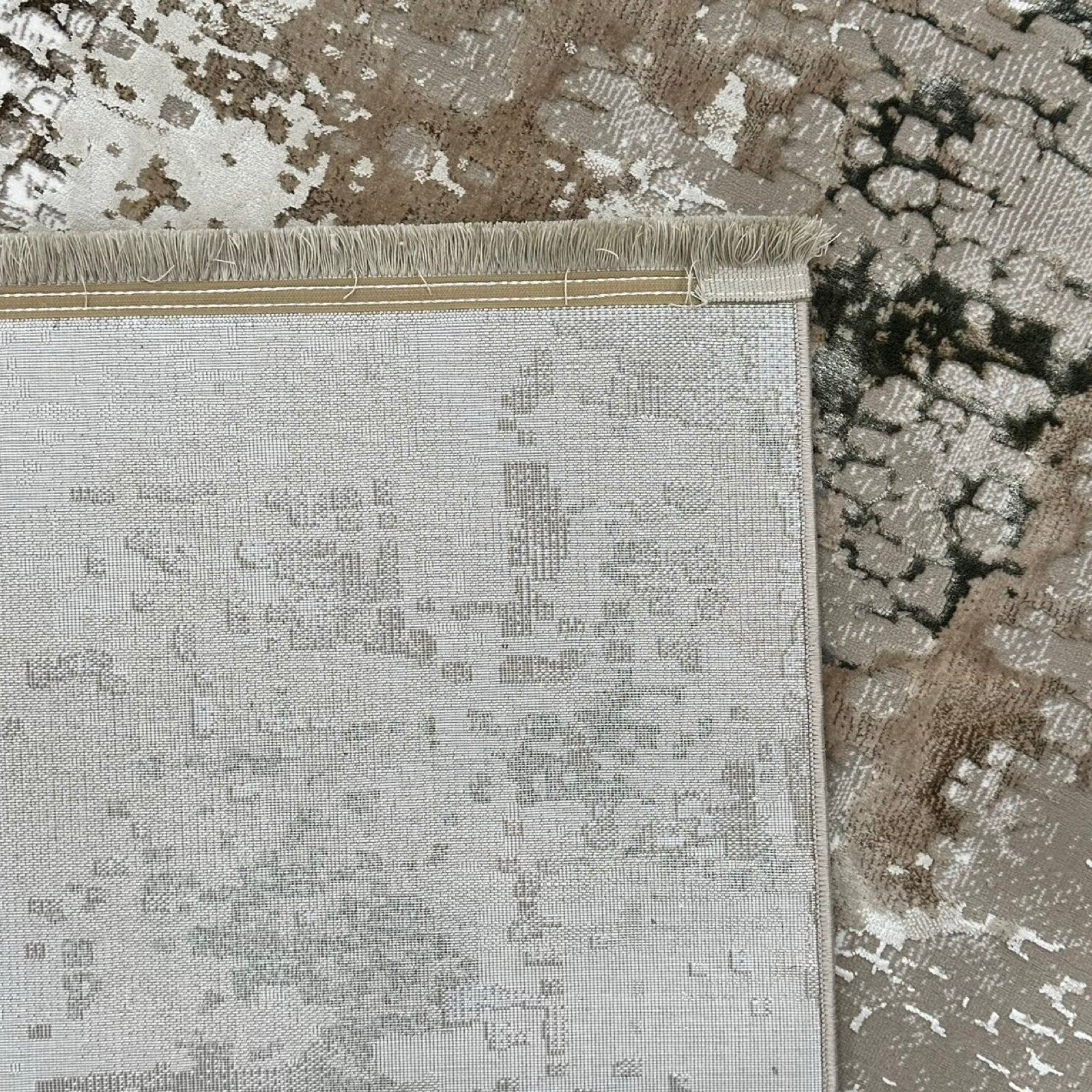 230 x 160 cm Vintage Persian-Inspired Floral Rug