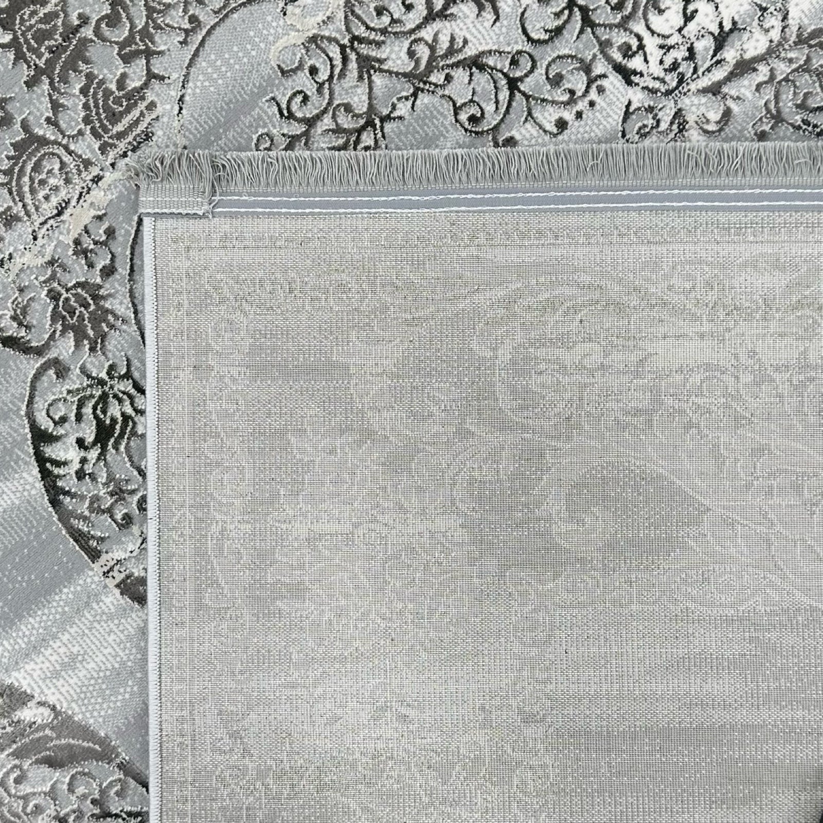 230 x 160 cm Classic Ornamental Rug