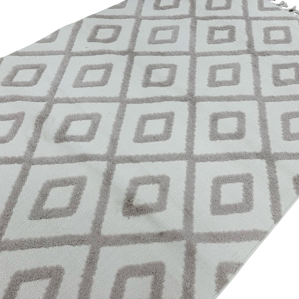 230 x 160 cm Moroccan Style Diamond Pattern Rug