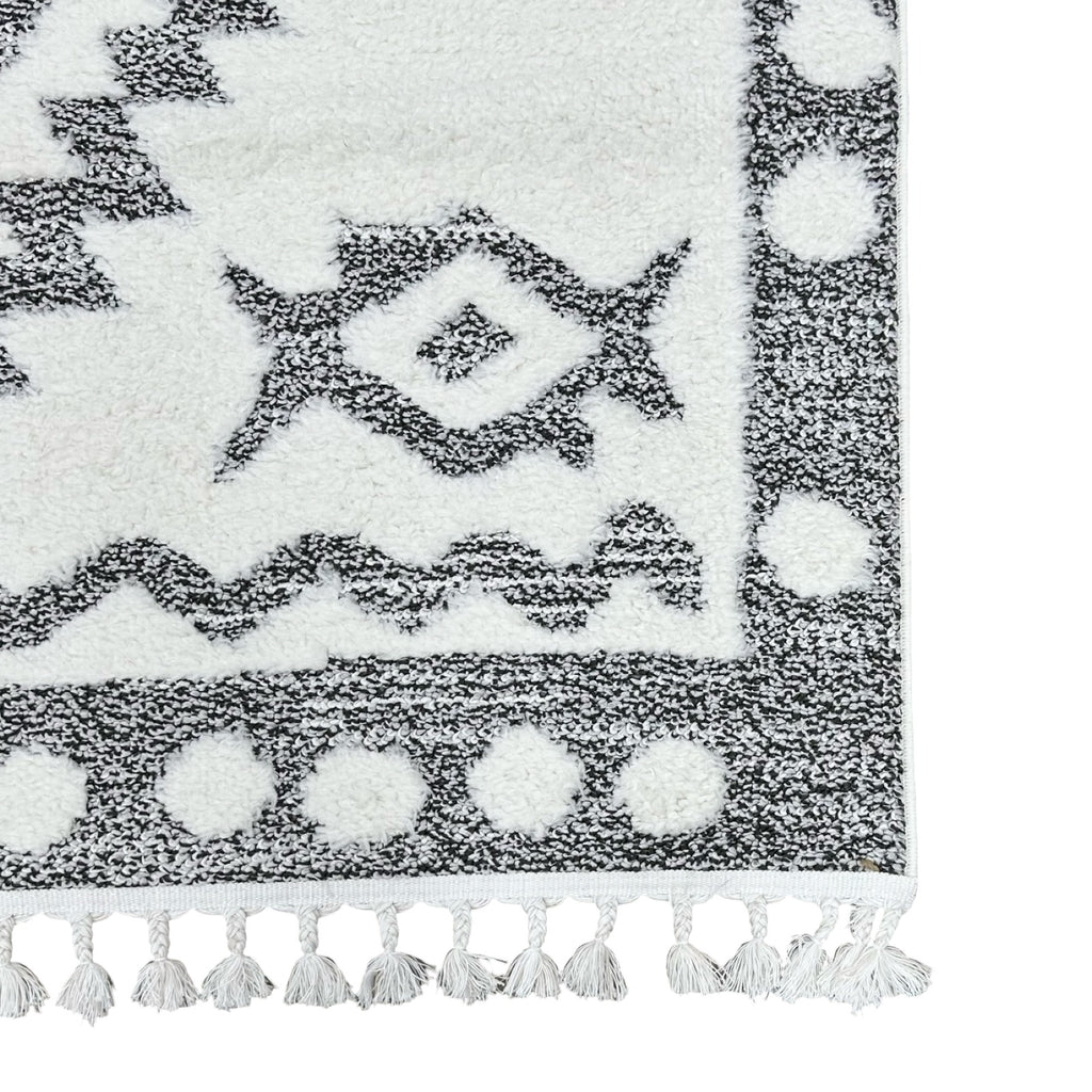 230 x 160 cm Moroccan Style Diamond Pattern Rug