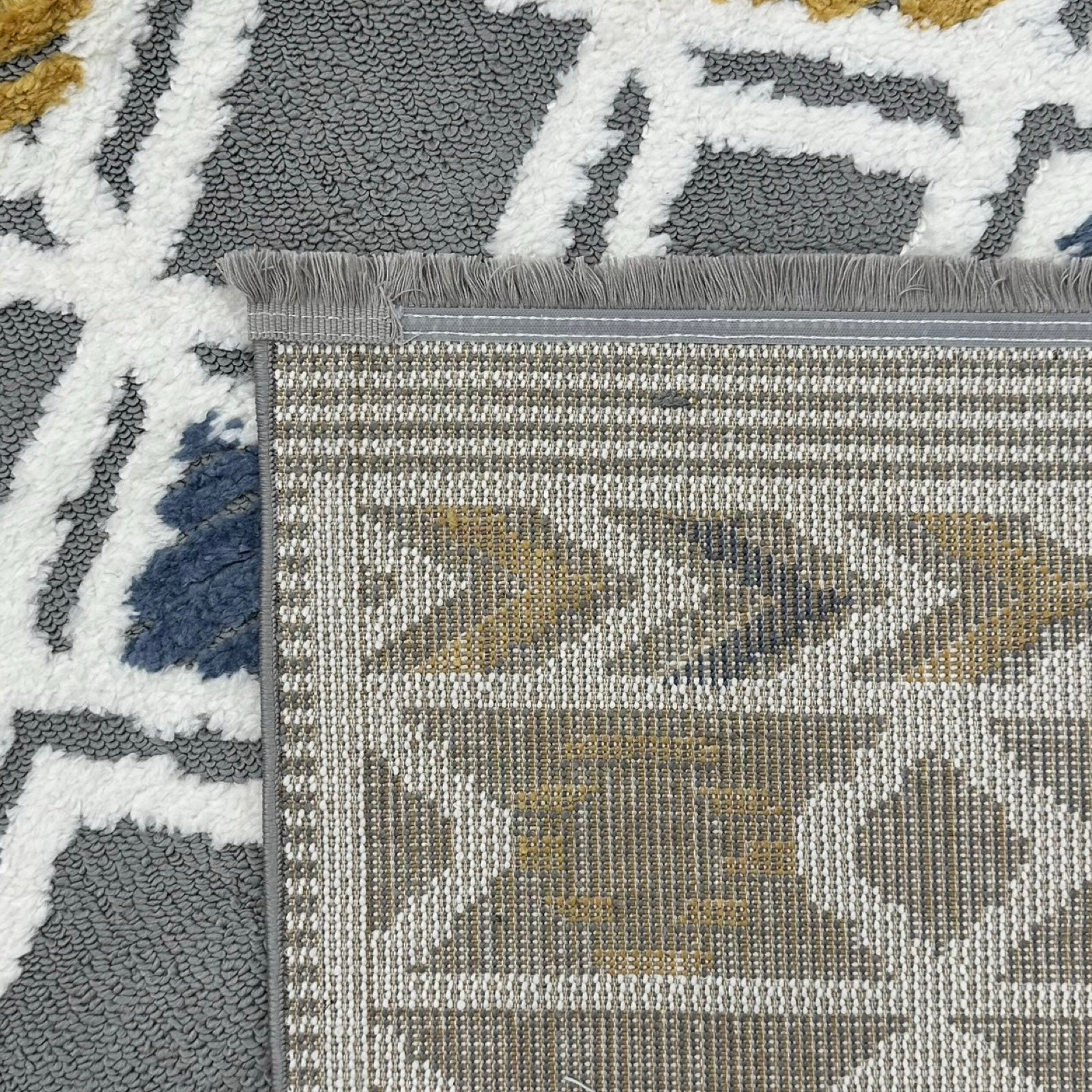 230 x 160 cm Moroccan Style Diamond Pattern Rug