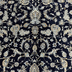 230 x 160 cm Persian Nain Floral Design Machine-Made Rug