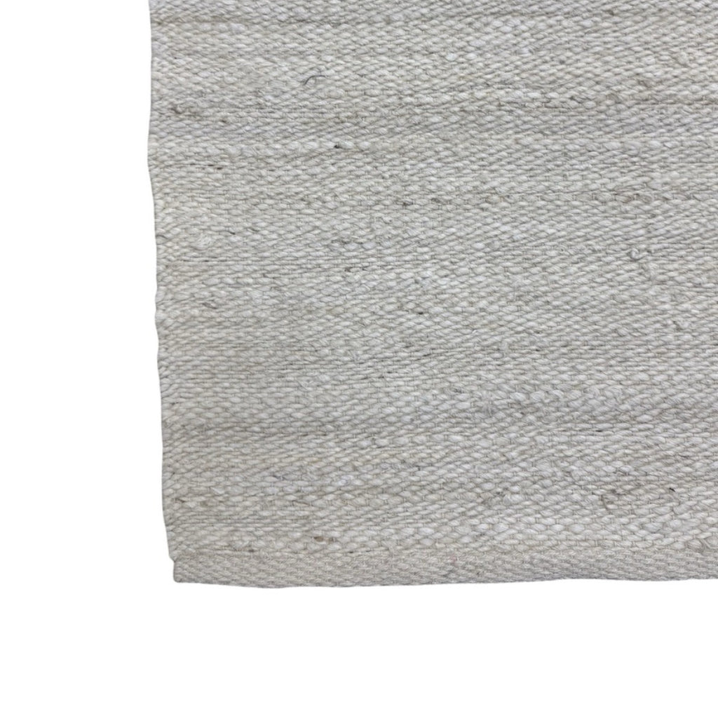 272 x 203 cm Handwoven Jute Rug – Natural White Textured Design