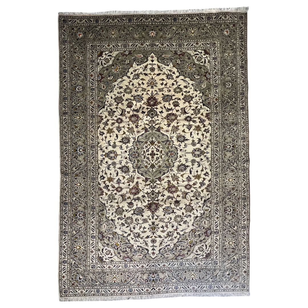 300 x 198 cm Hand-Knotted Persian Floral Kashan Cream Rug