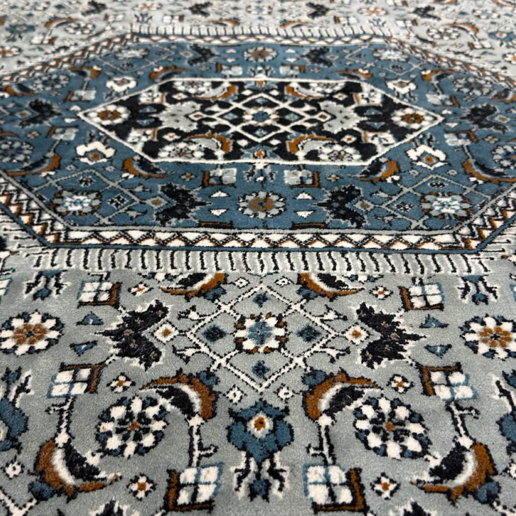 300 x 200cm Machine Made Persian Bidjar Grey Rug