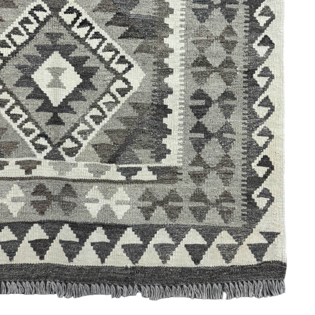 148 × 103 cm Hand-Woven Afghan Kilim Rug – Wool Flatweave