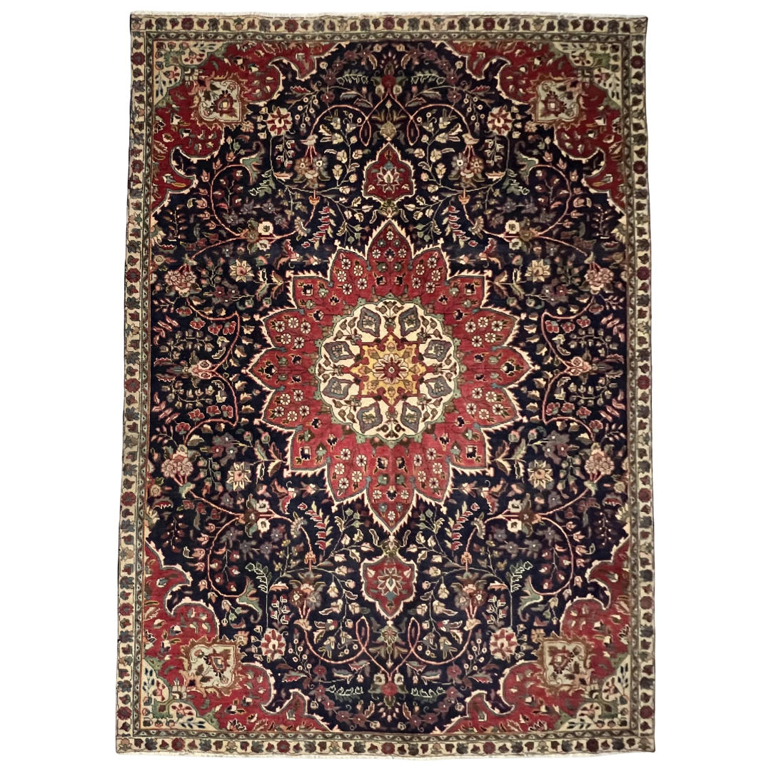 310 x 215 cm Hand-Knotted Persian Kashan Floral Medallion Rug