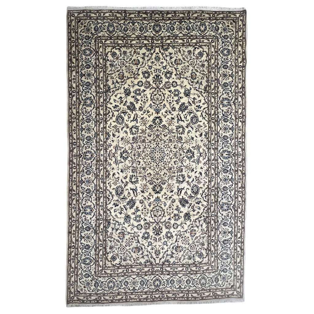 325 x 196 cm Hand-Knotted Persian Floral Kashan Cream Rug