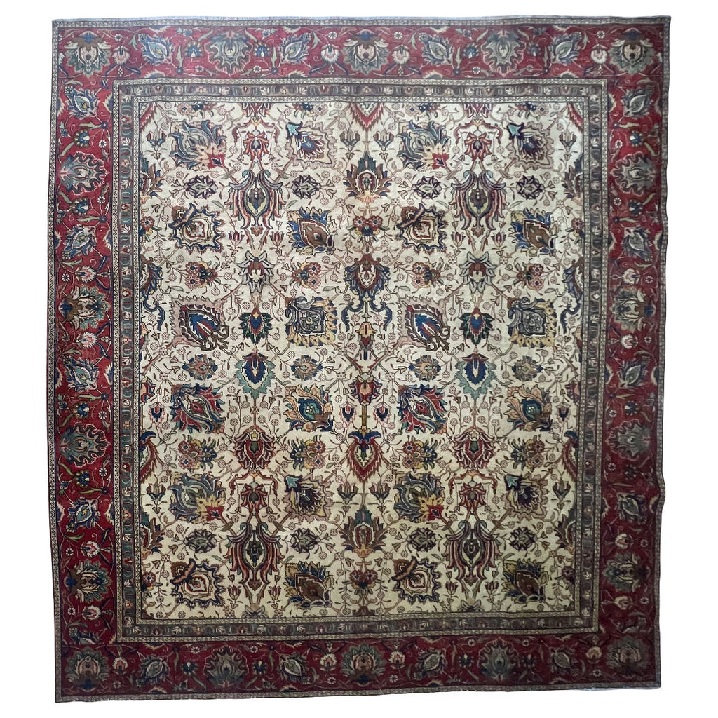 328 x 276 cm Hand-Knotted Persian Kashan Rug