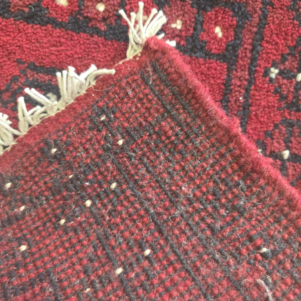 60 x 45 cm Hand-Woven Red Afghan Akche
