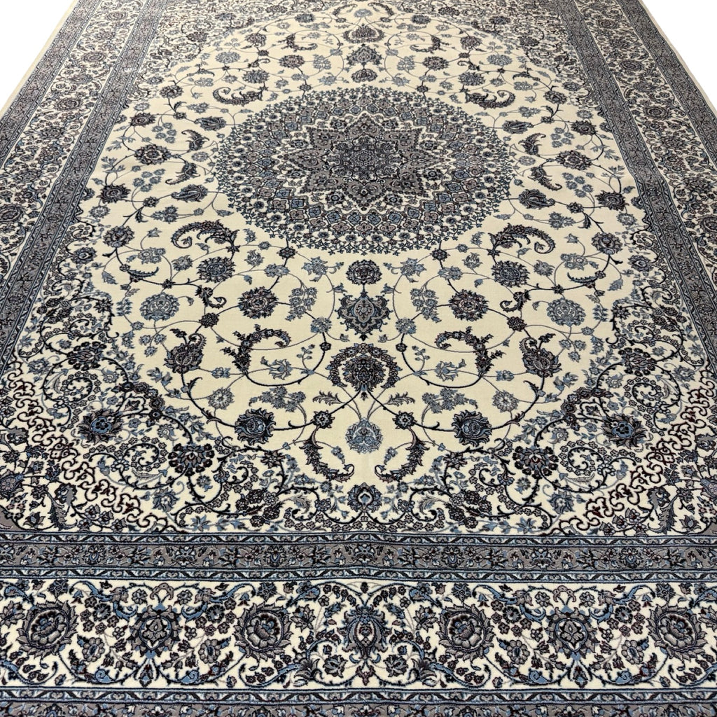 350 x 250 cm Nain Ivory Medallion Design Persian Rug