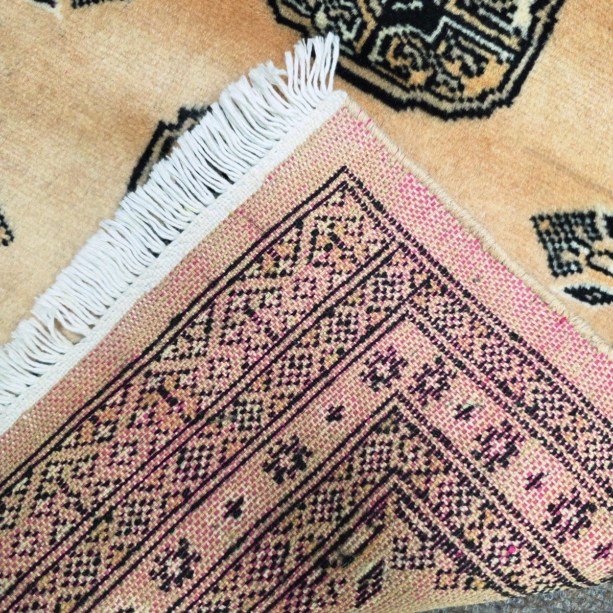 100 x 63 cm Hand Knotted Karachi Bokhara – Wool Rug