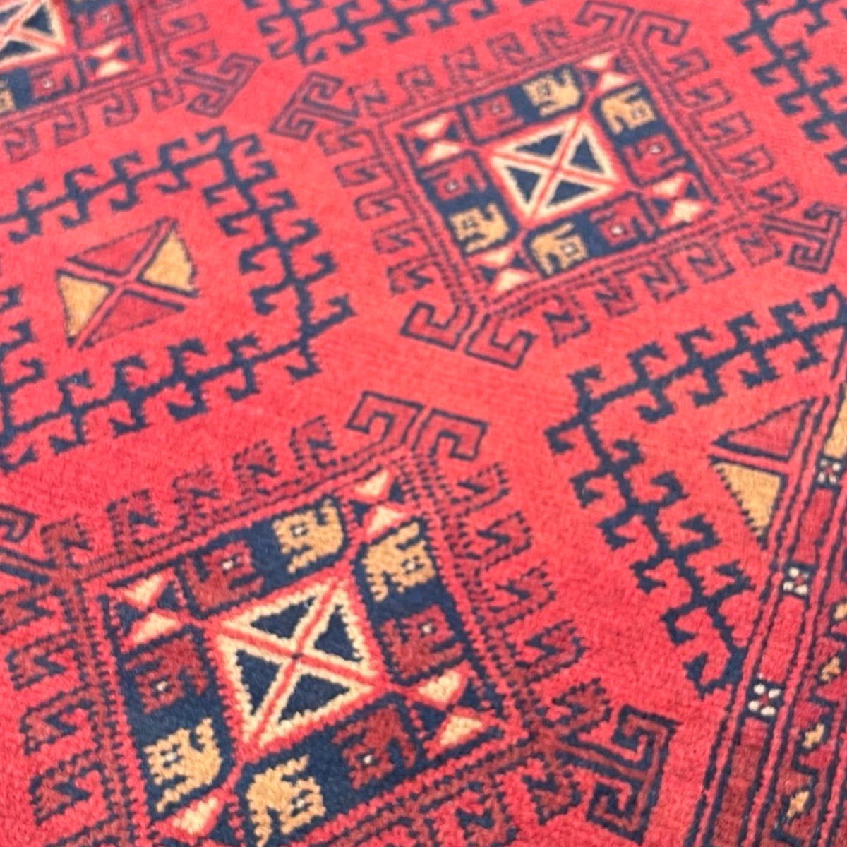 195 x 128 cm Hand Knotted Afghan Turkmen Rug