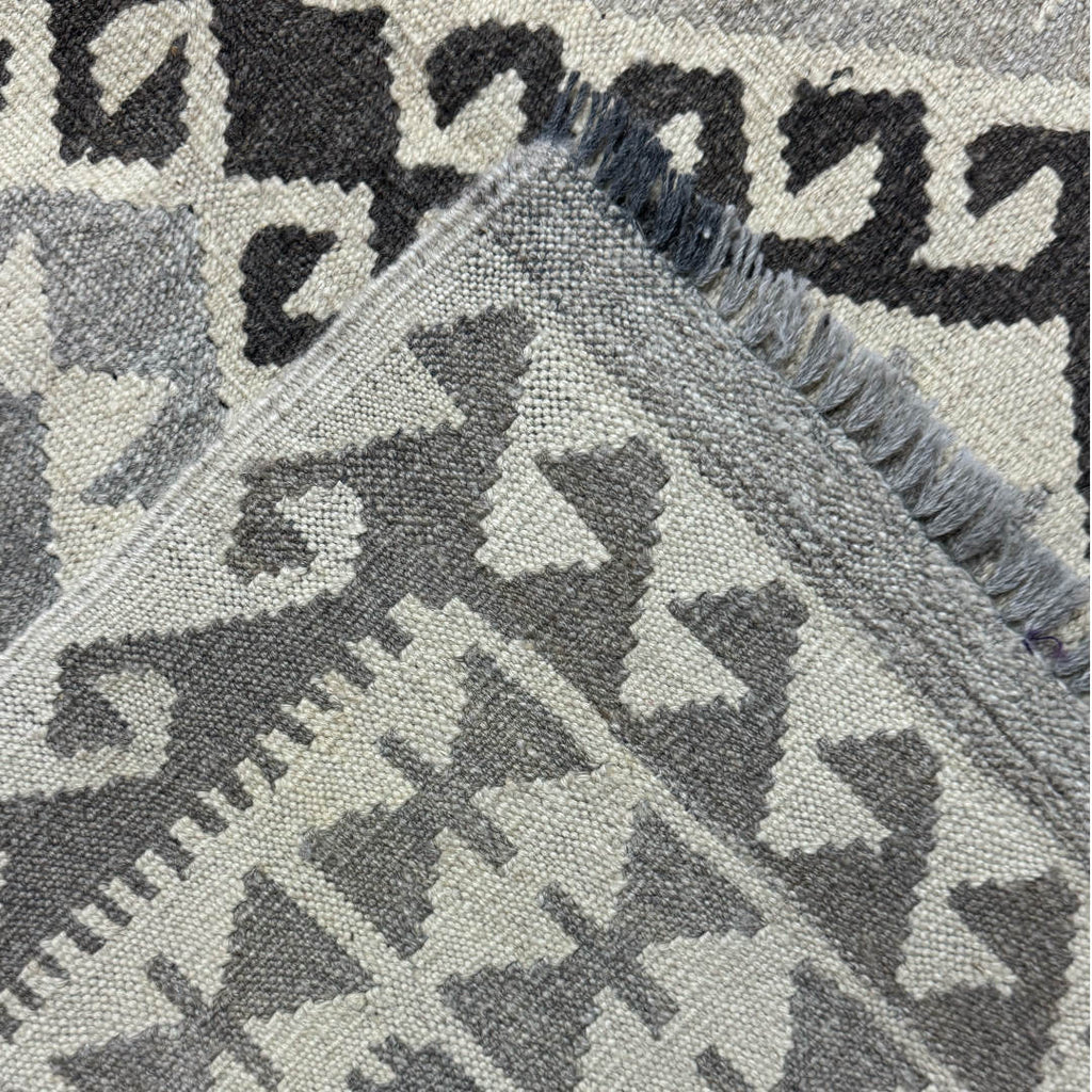 179 x 120 cm Hand-Woven Afghan Kilim Rug