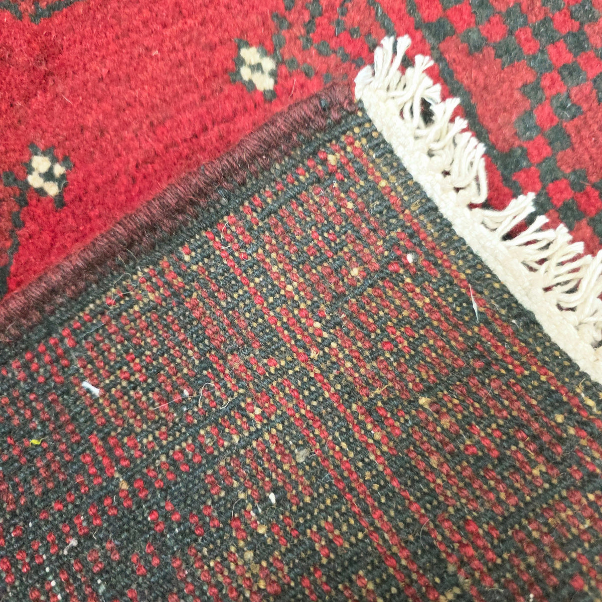 95 x 55 cm Hand-Knotted Red Bokhara Afghan Akche