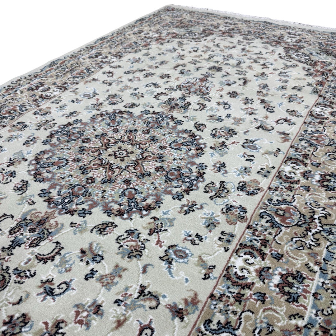 200 x 100 cm Ivory & Beige Flower Medallion Area Rug