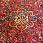 267 x 157 cm Persian Hand-Knotted Wool Rug – Red Floral Medallion