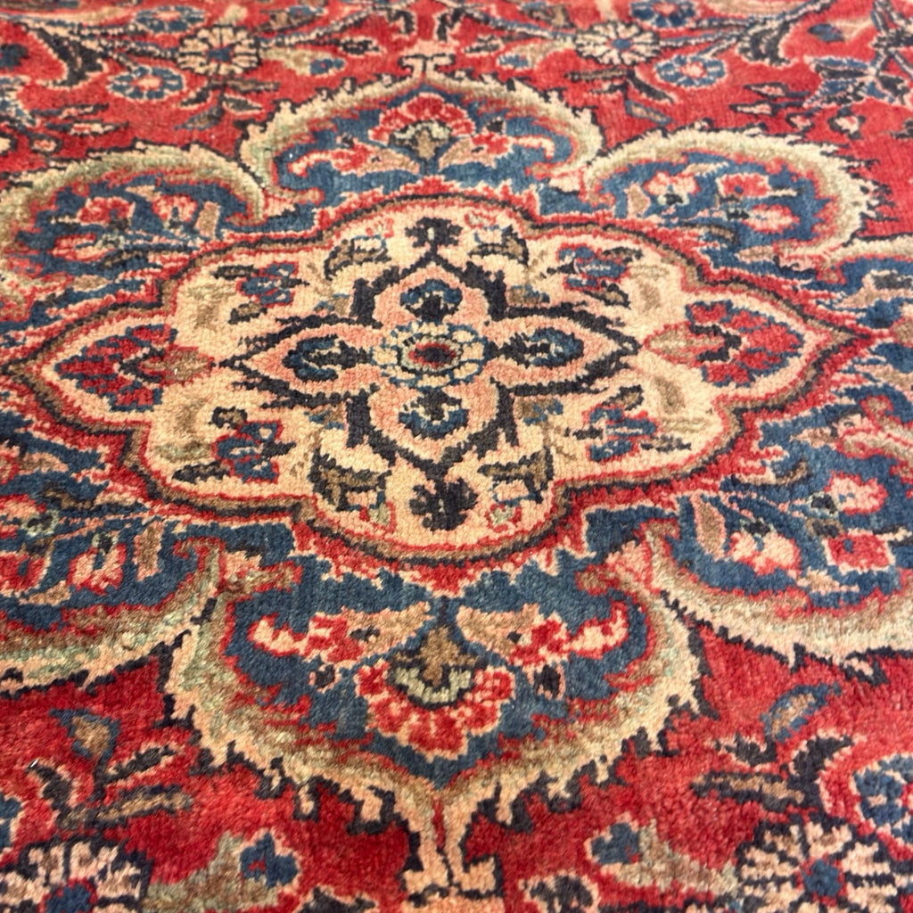 267 x 157 cm Persian Hand-Knotted Wool Rug – Red Floral Medallion