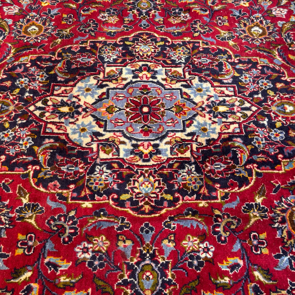 315 x 200 cm Hand Knotted Red Persian Kashan – Wool Rug